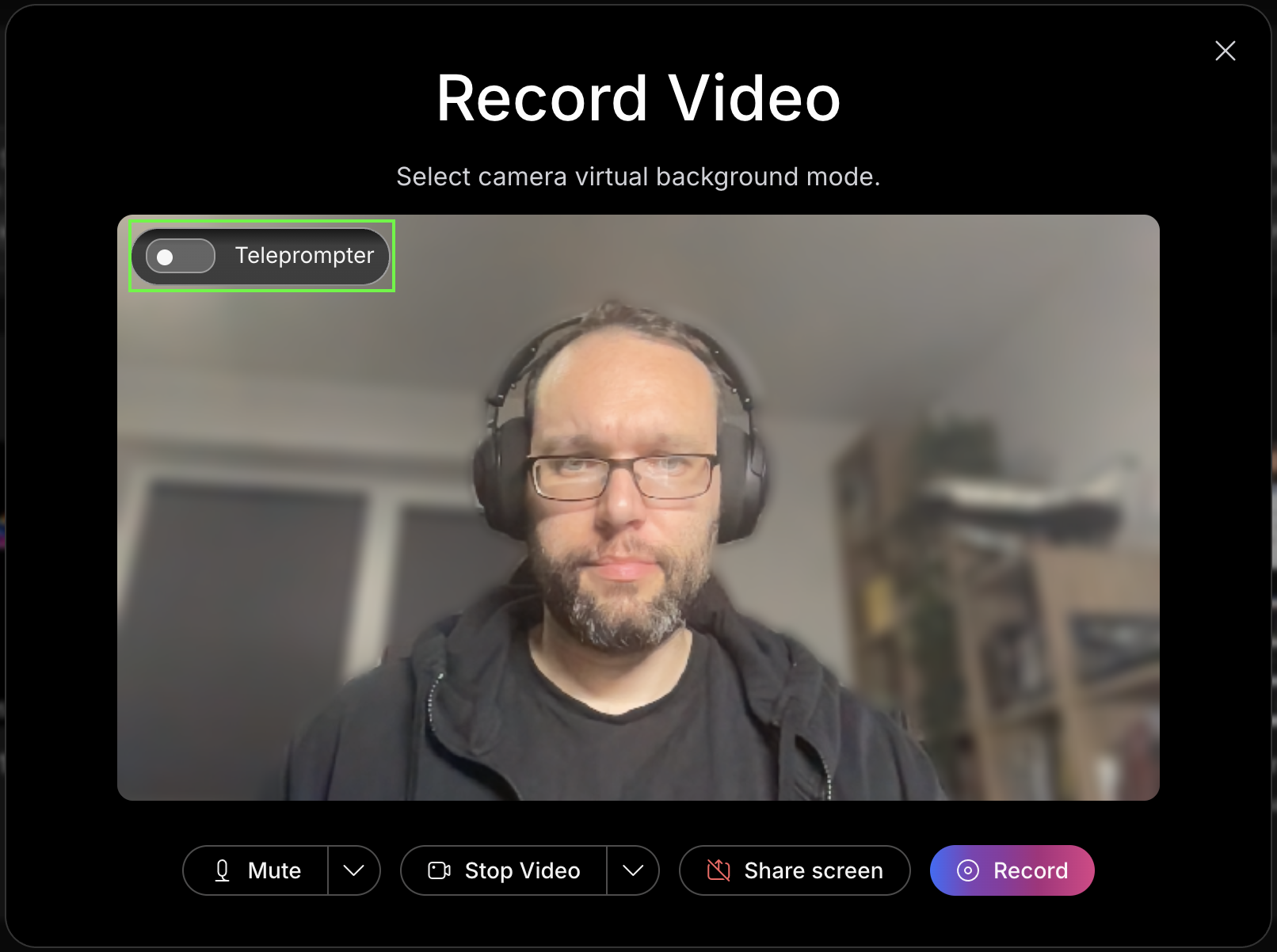 record video screen with teleprompter button highlighted